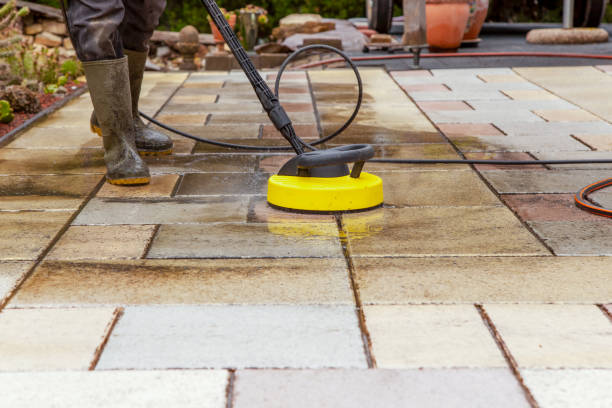 Best Pool Deck Cleaning  in Bowling Green, VA